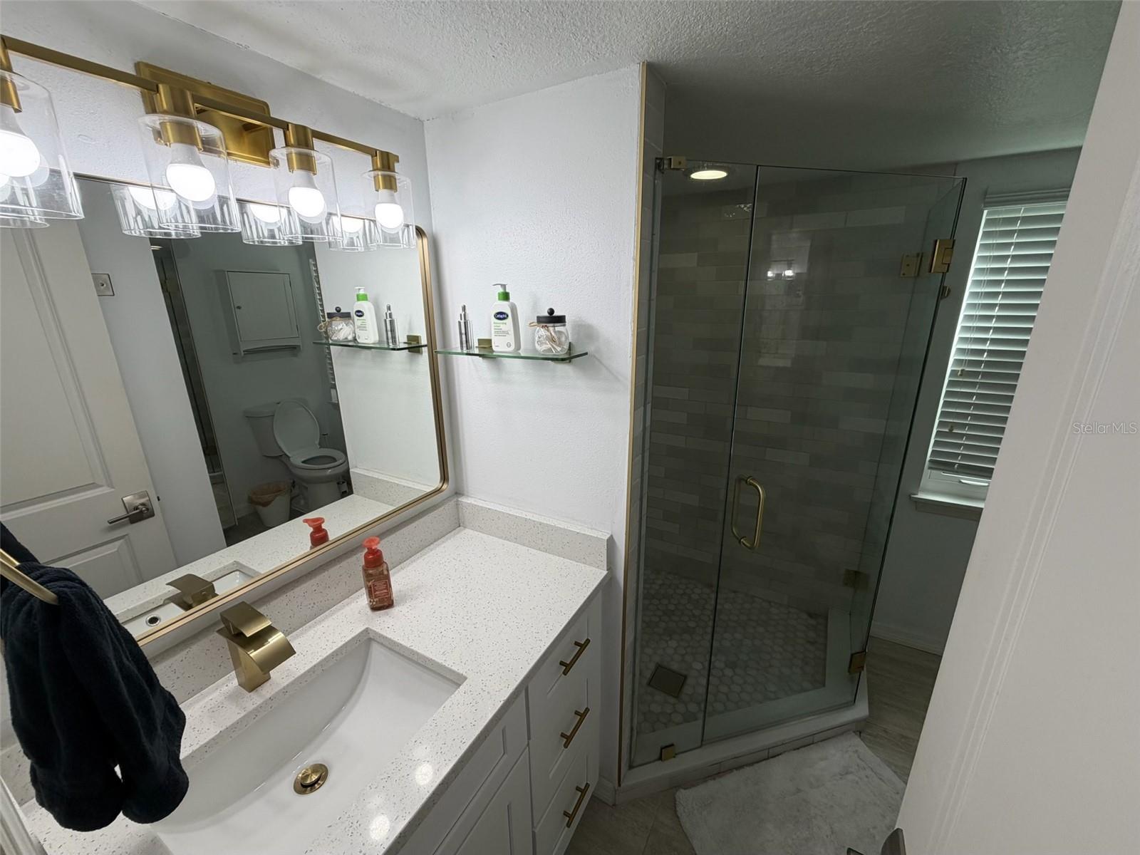 KILLARNEY BAY CONDO - Residential Lease