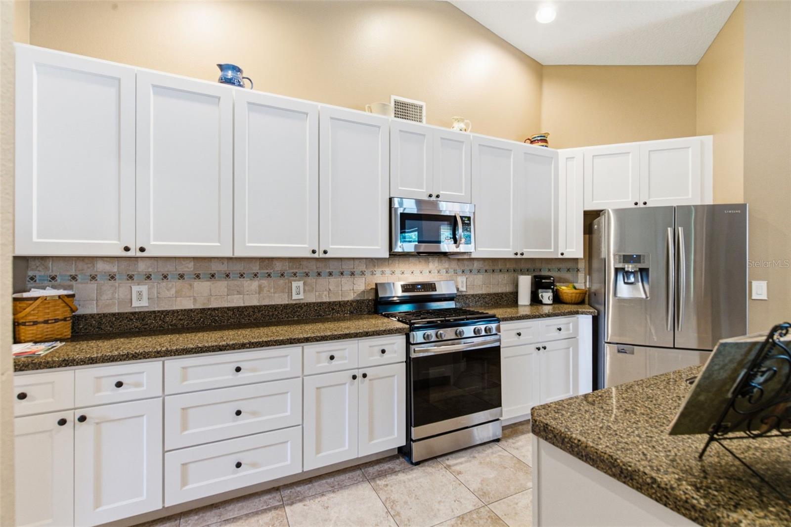 THOUSAND OAKS PH 06-9 - Residential