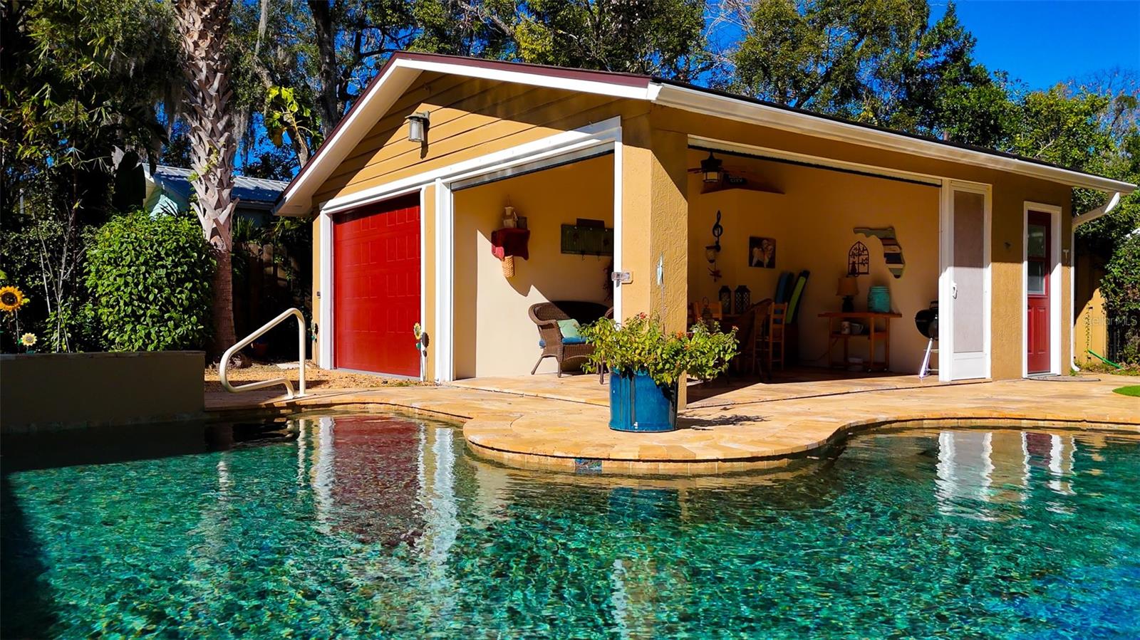 LENKERDS BLK 94 DELAND - Residential