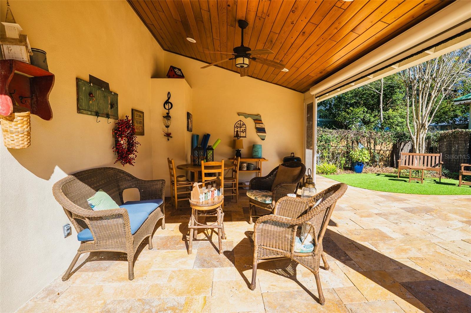 LENKERDS BLK 94 DELAND - Residential