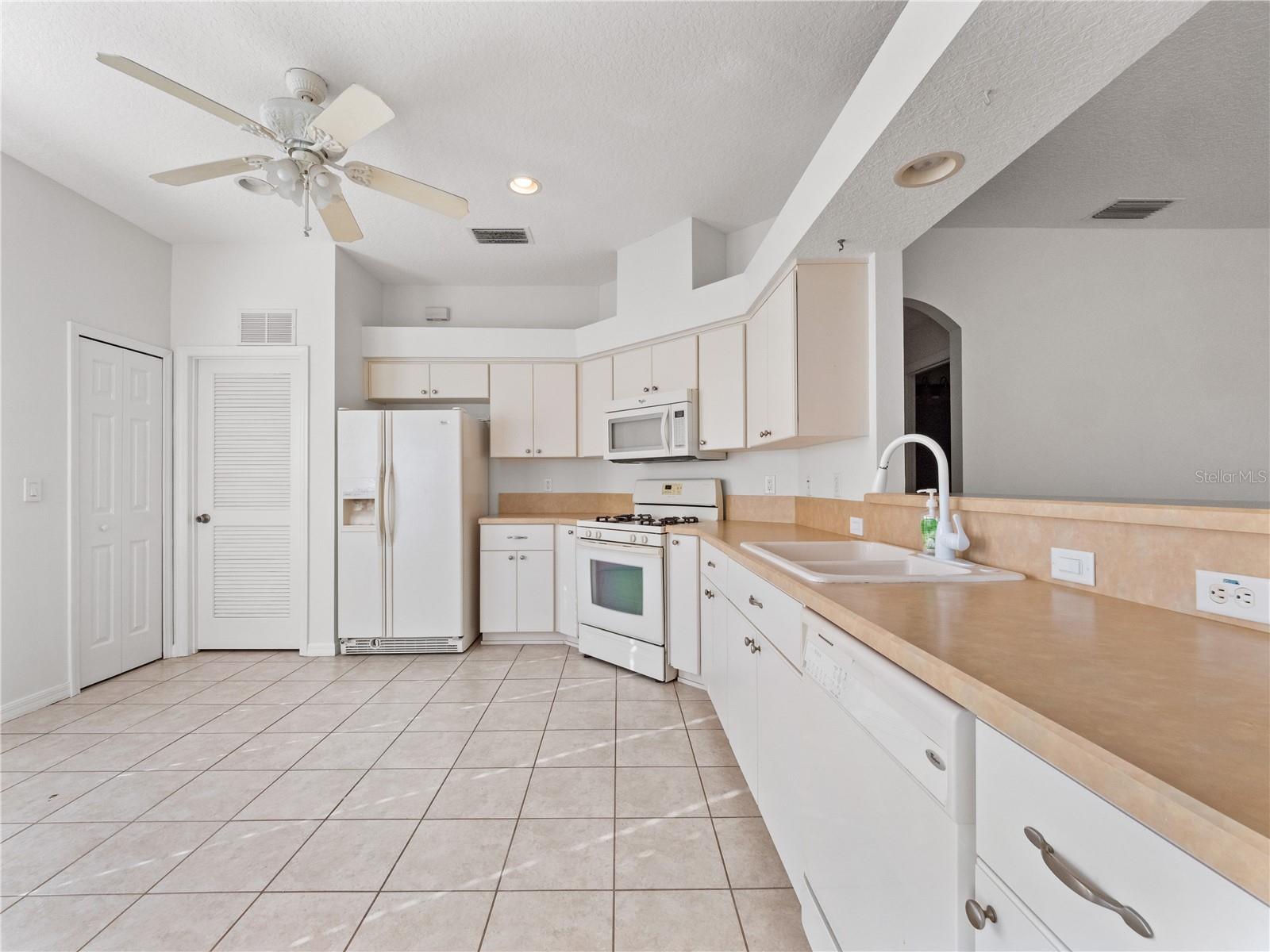 20505 QUEEN ALEXANDRA DRIVE