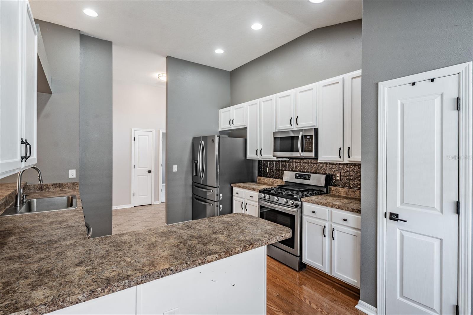 TRINITY WEST - Residential