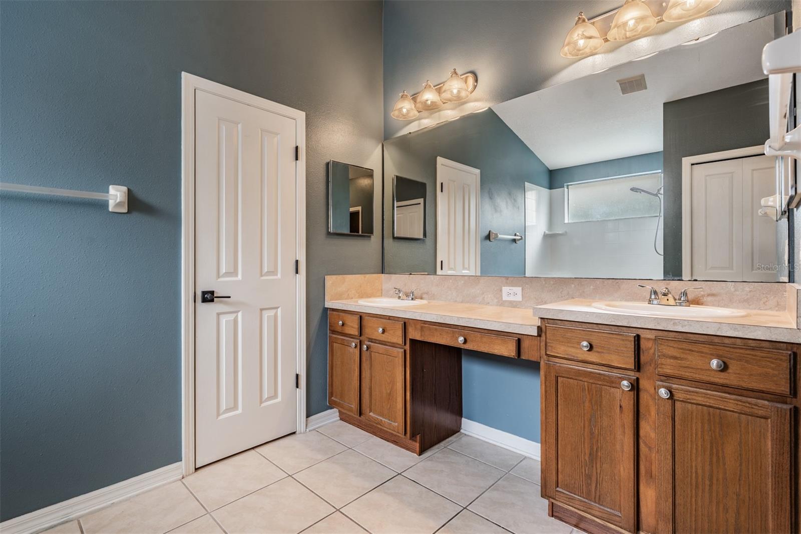 TRINITY WEST - Residential