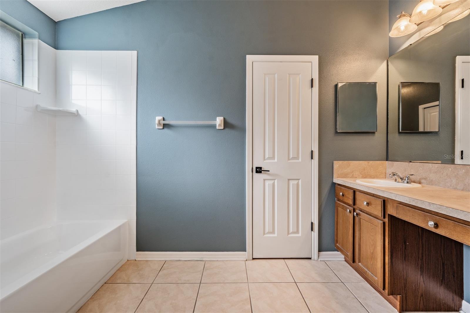 TRINITY WEST - Residential