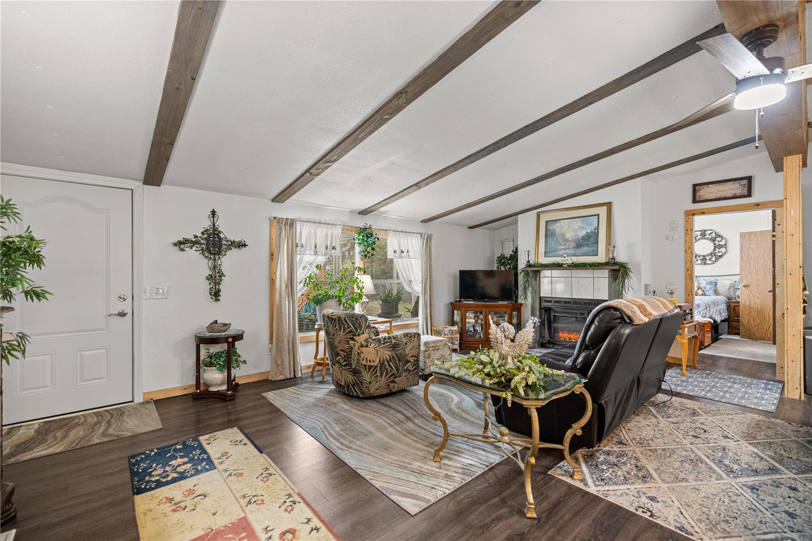 MEADOWS - Residential