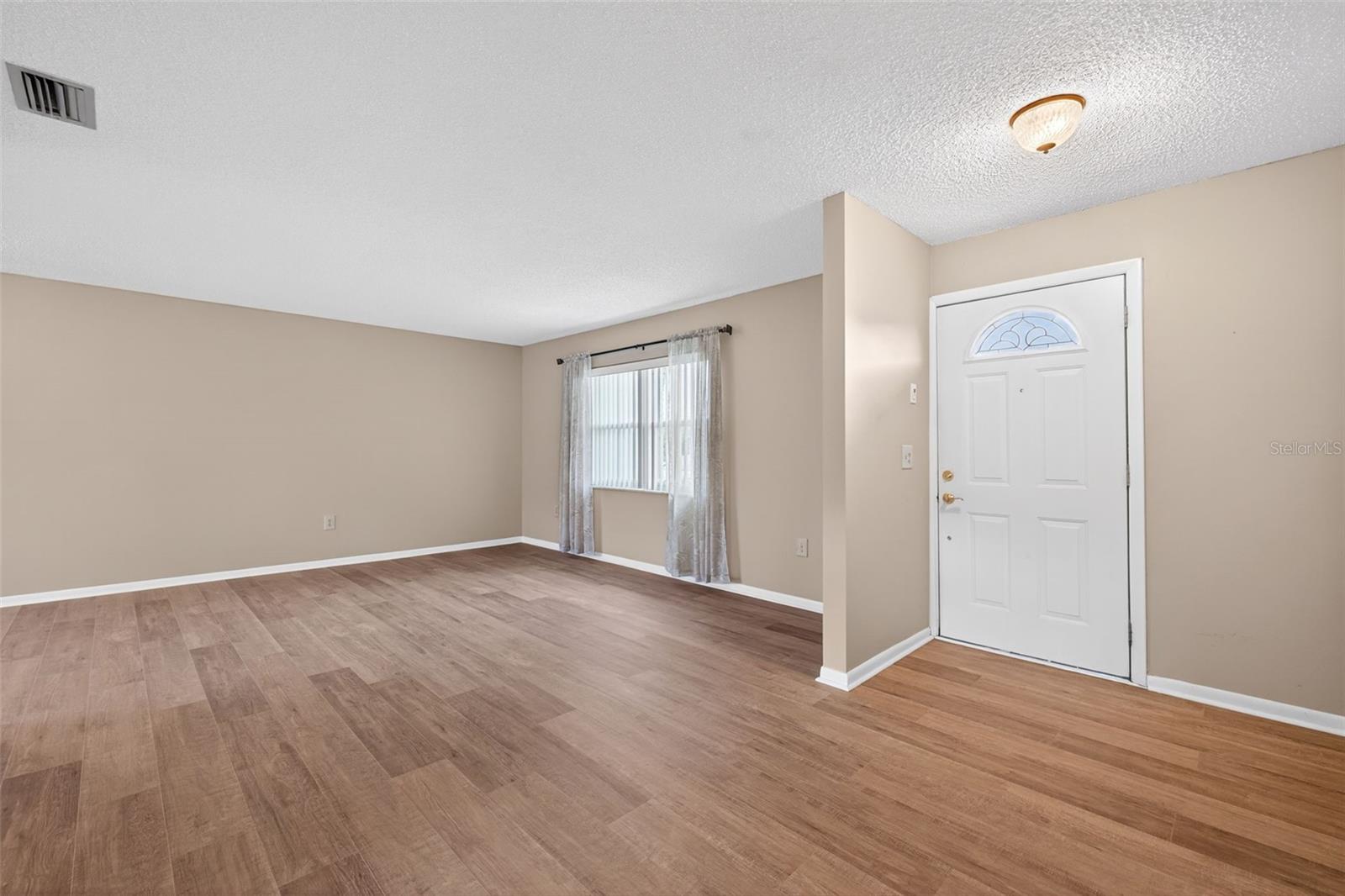 1529 ALLEGHENY DRIVE