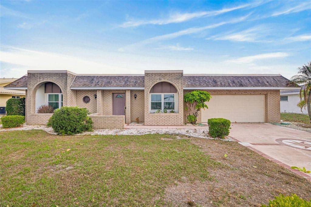 Photo of 1529 Allegheny Drive, Sun City Center, FL 33573 (MLS # A4685820)