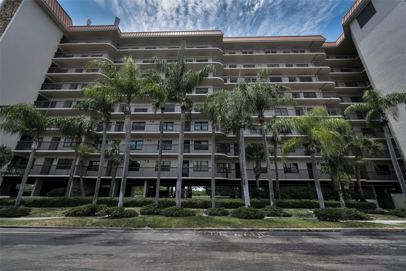 ISLAND VIEW SOUTH CONDO - Residential