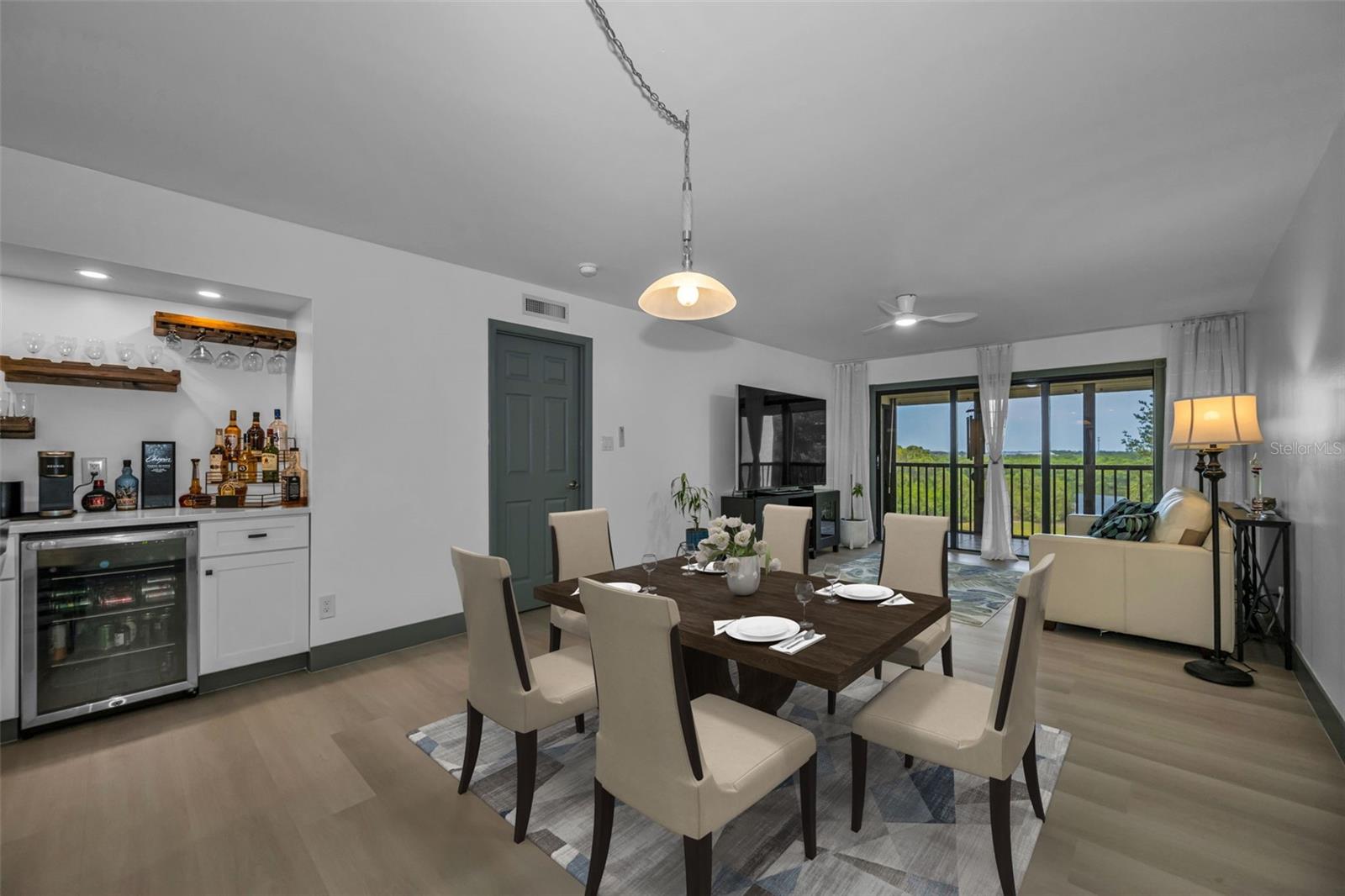 ISLAND VIEW SOUTH CONDO - Residential