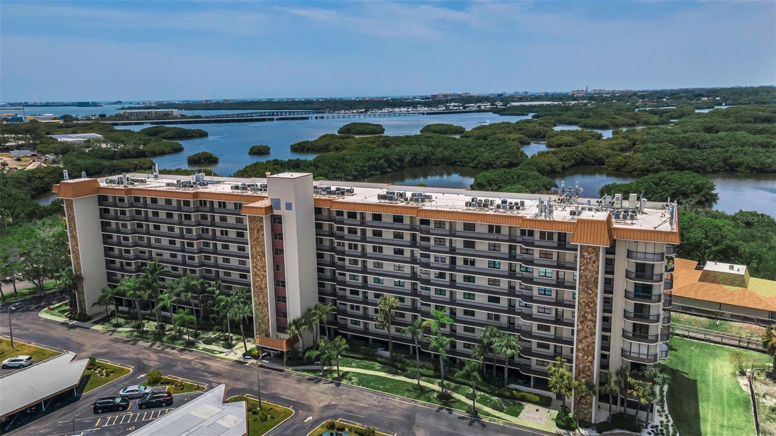 ISLAND VIEW SOUTH CONDO - Residential