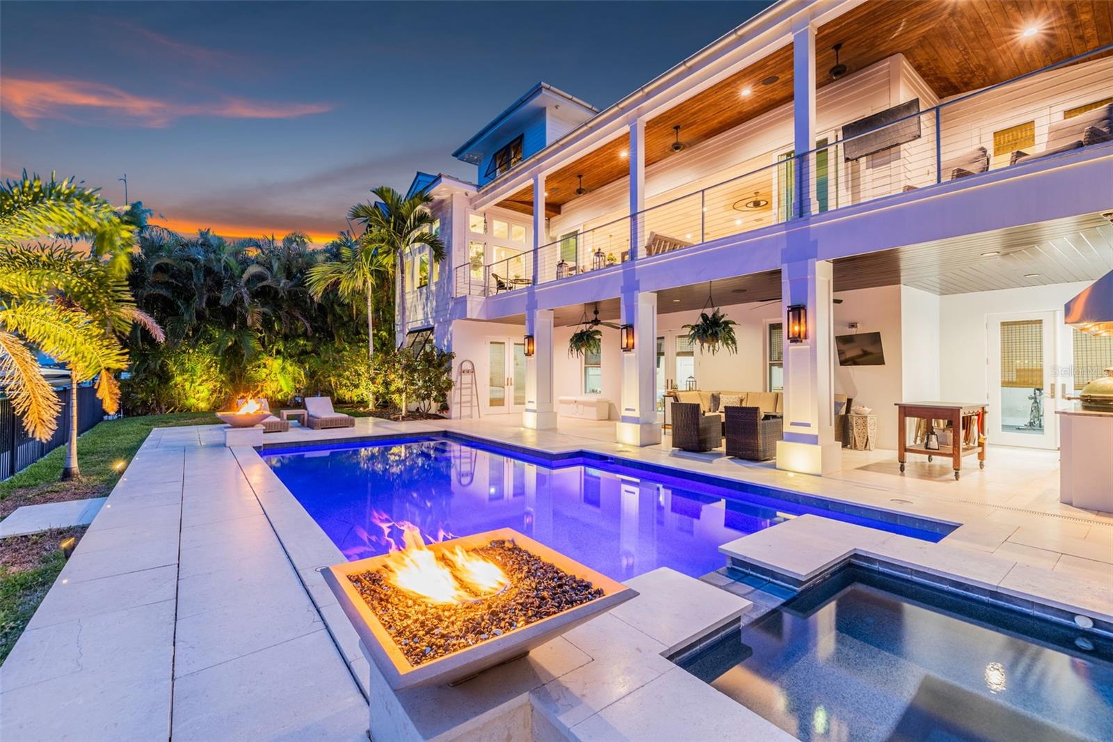 413 BUTTONWOOD LANE