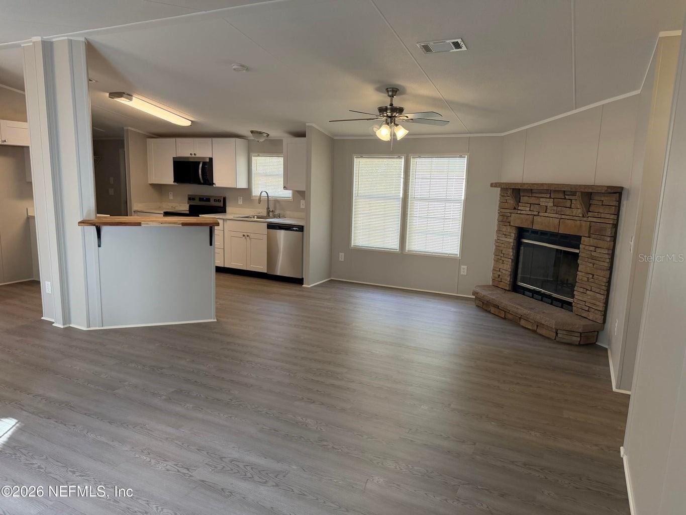 ST JOHNS RIVERSIDE ESTATES - Residential