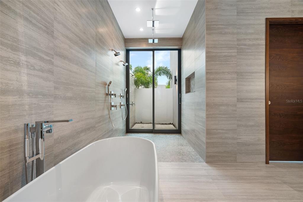THE ISLES AT DORADO BEACH - Residential