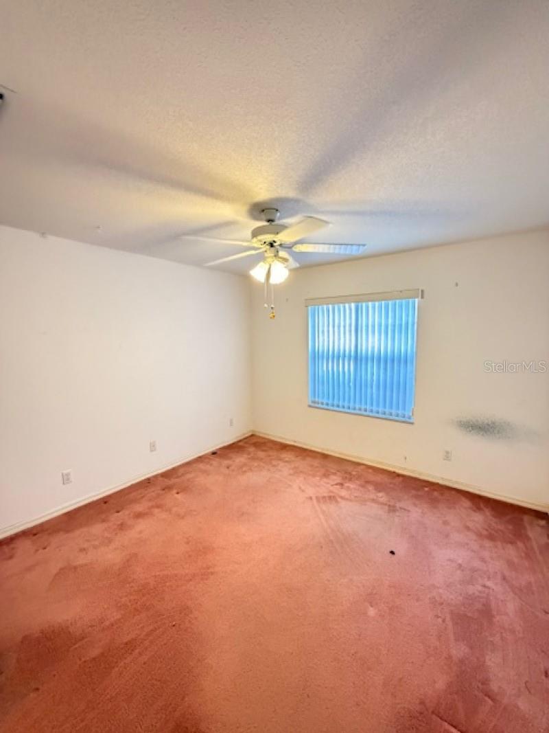 WATERS EDGE AT HERITAGE OAK PA - Residential