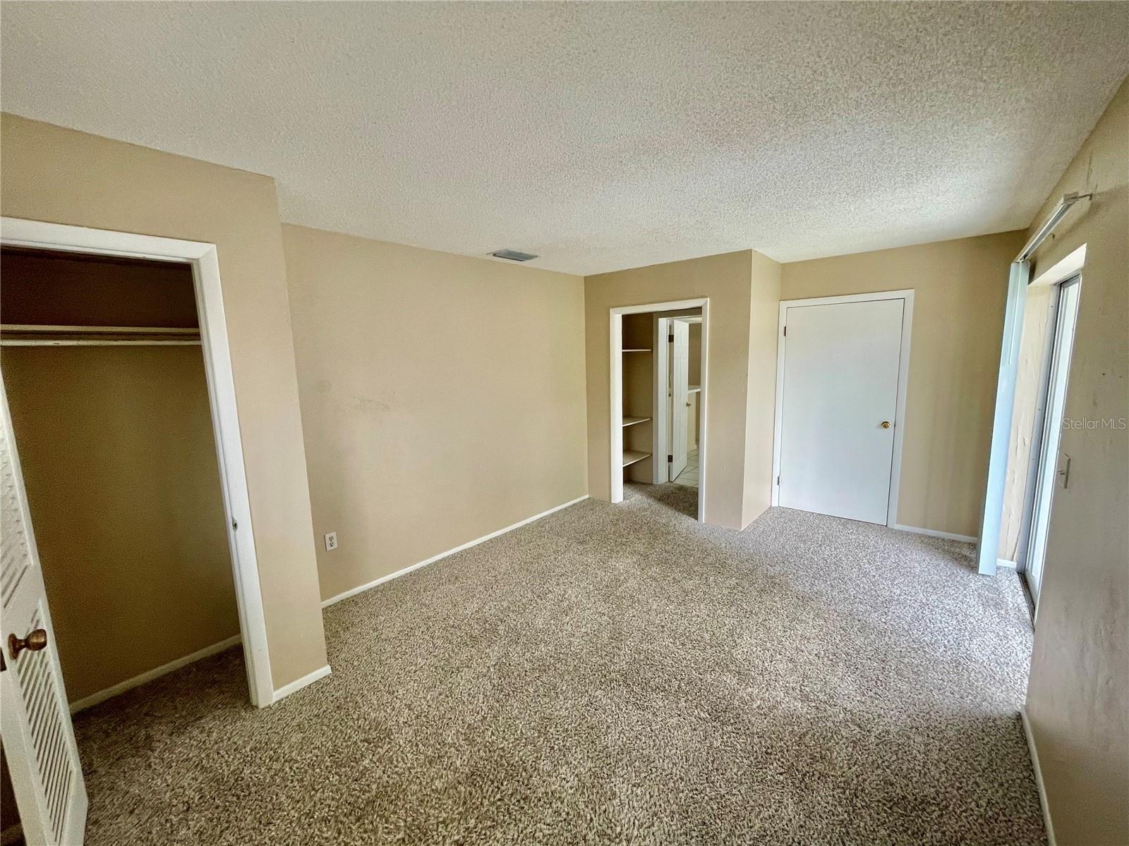 COUNTRY CLUB HEIGHTS FIRST ADD - Residential