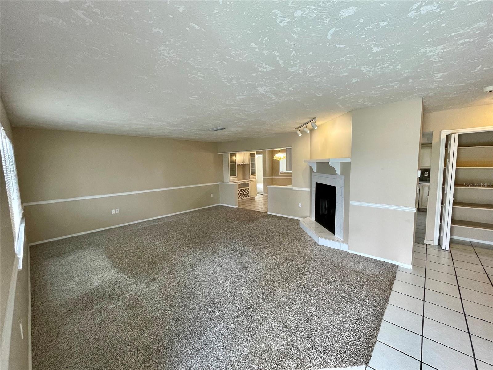 COUNTRY CLUB HEIGHTS FIRST ADD - Residential