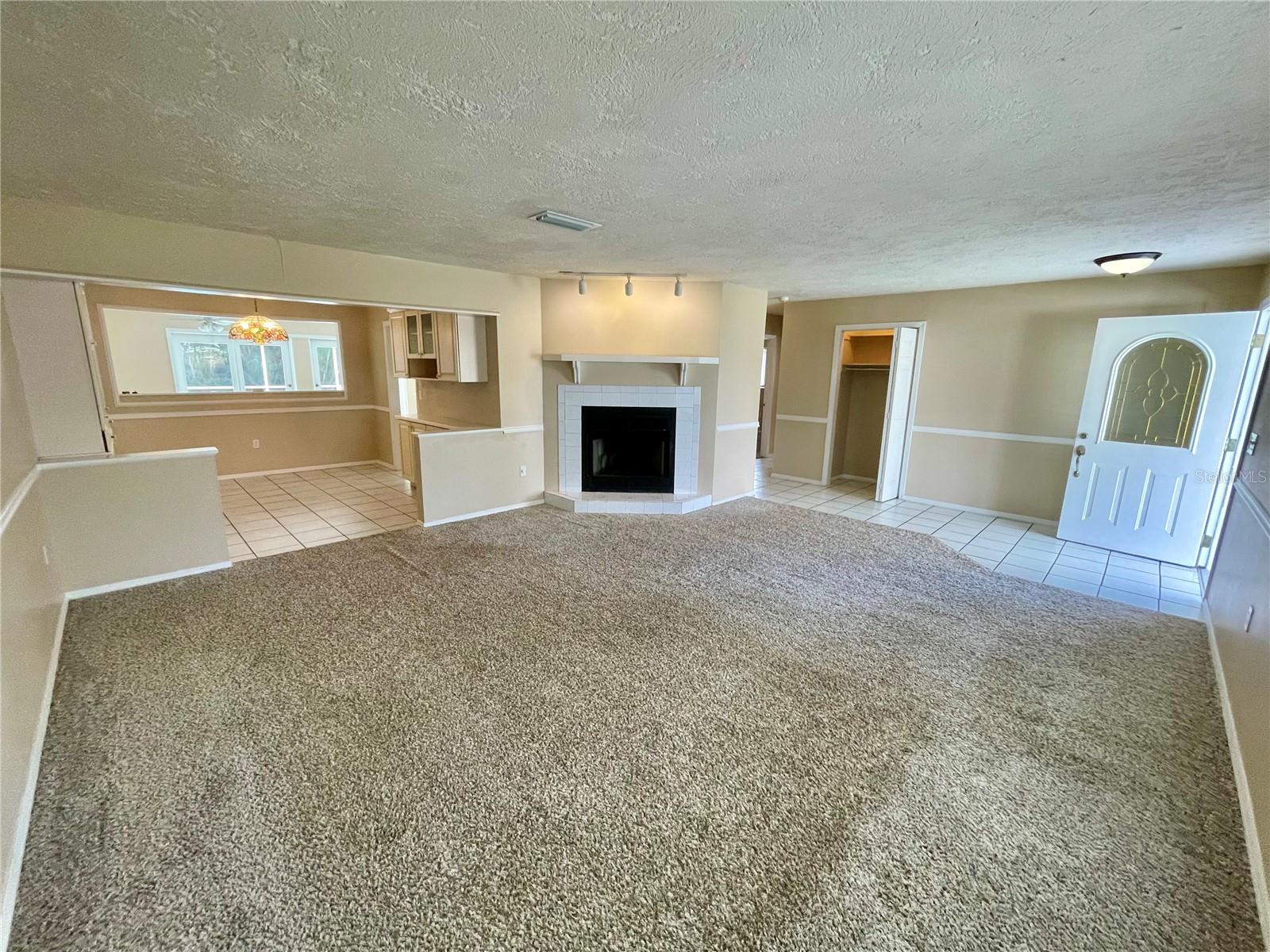 COUNTRY CLUB HEIGHTS FIRST ADD - Residential