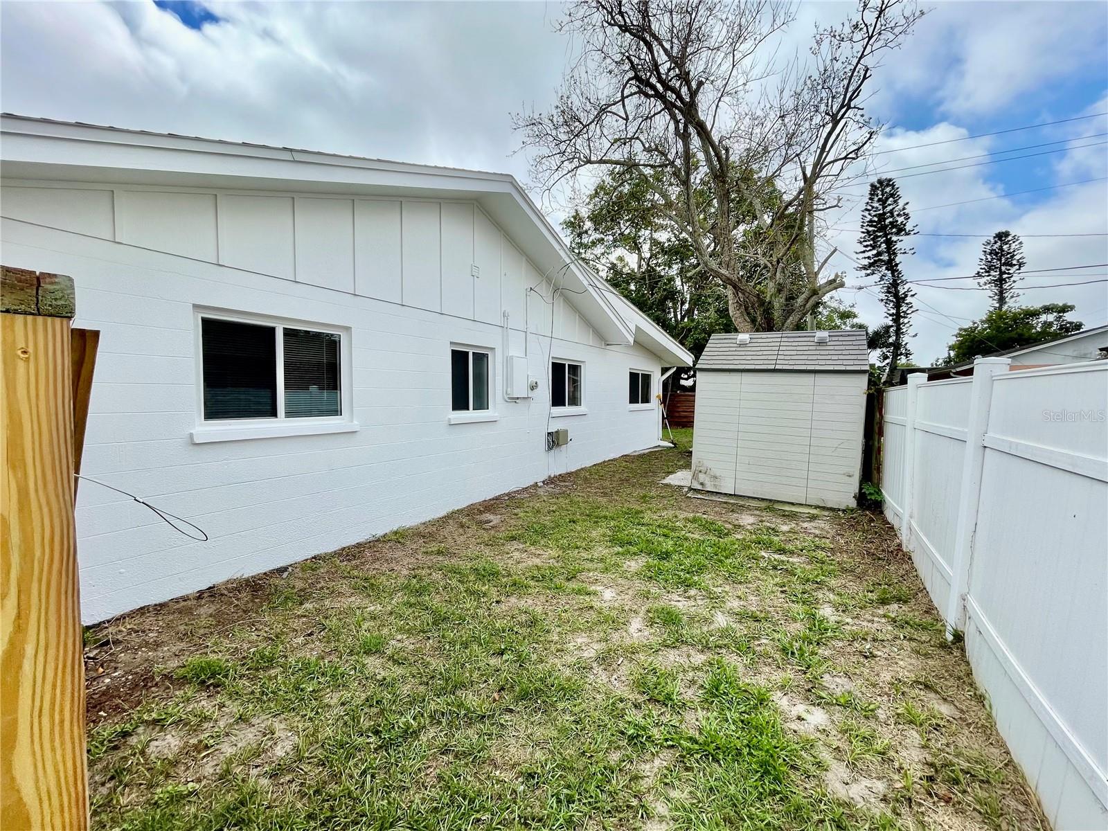 COUNTRY CLUB HEIGHTS FIRST ADD - Residential