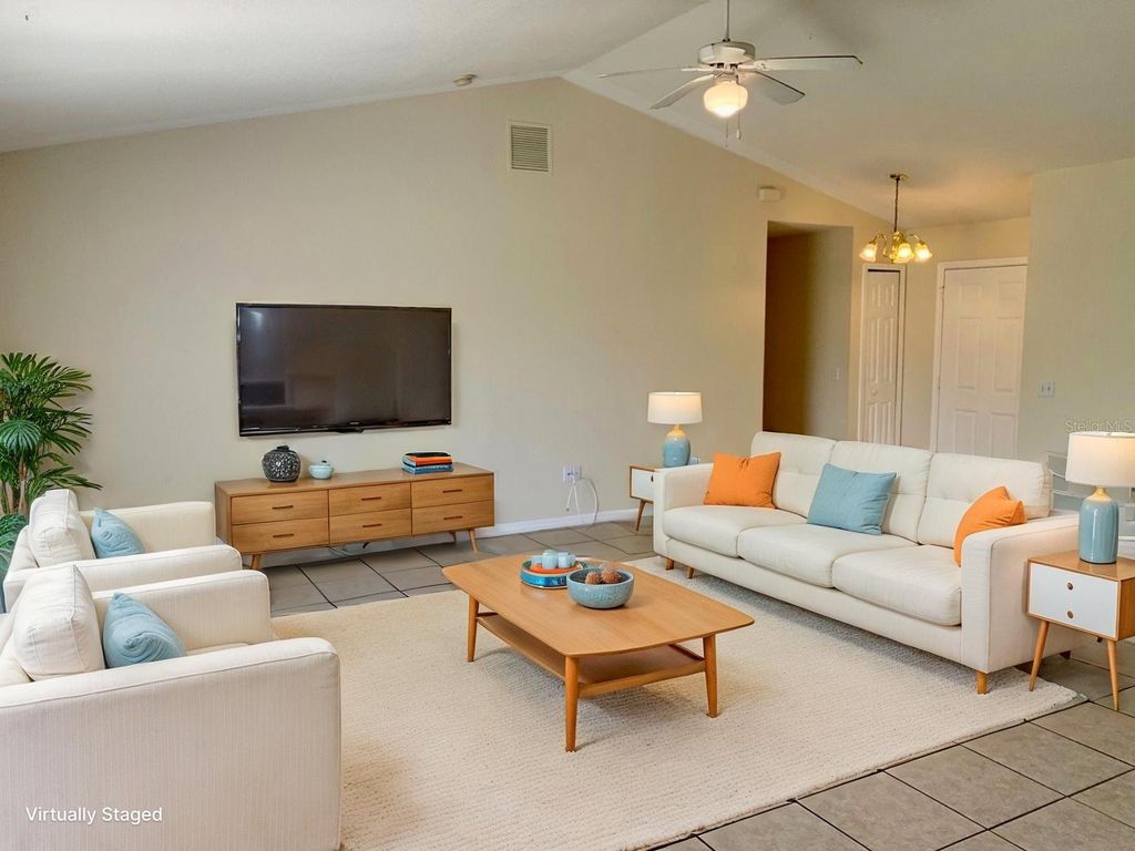 Photo of 606 Robin Lane, Poinciana, FL 34759 (MLS # S5149268)