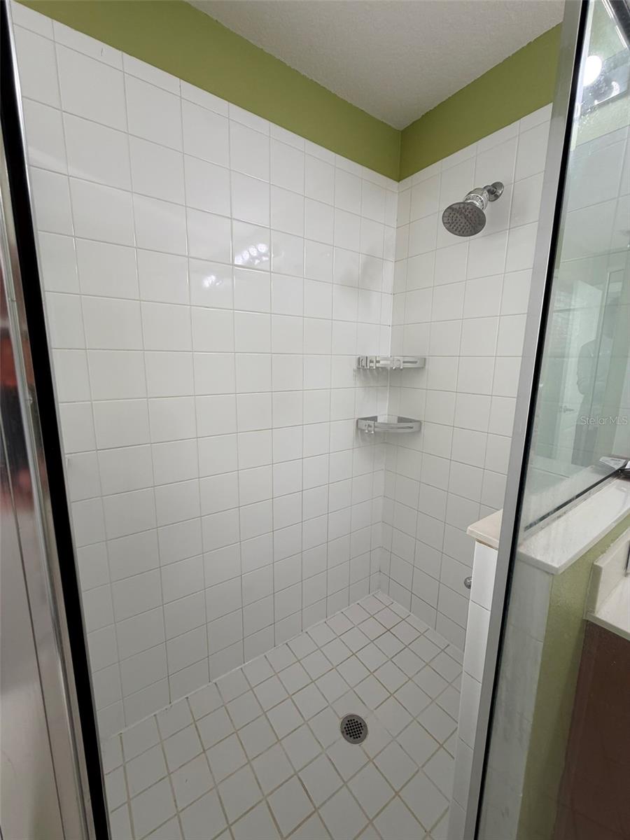 SAVANNAH LNDGS - Residential Lease