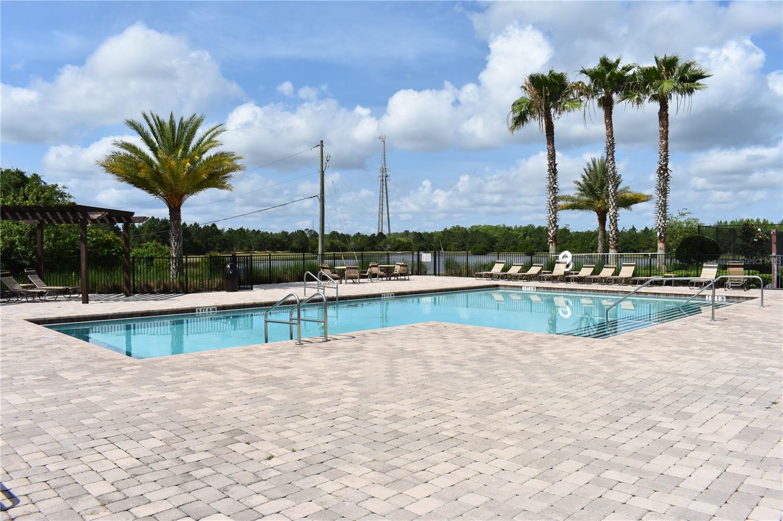 SAVANNAH LNDGS - Residential Lease