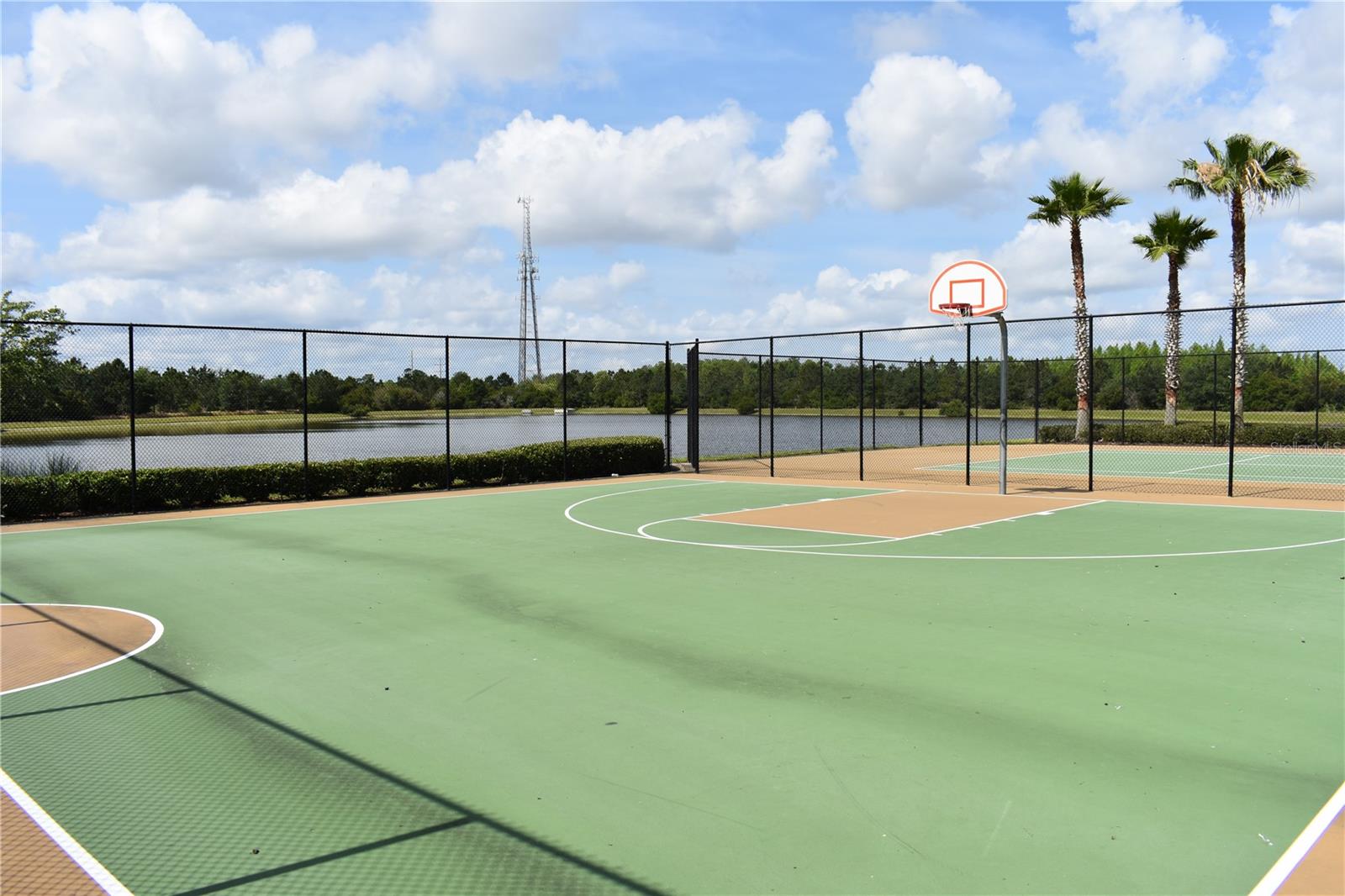 SAVANNAH LNDGS - Residential Lease