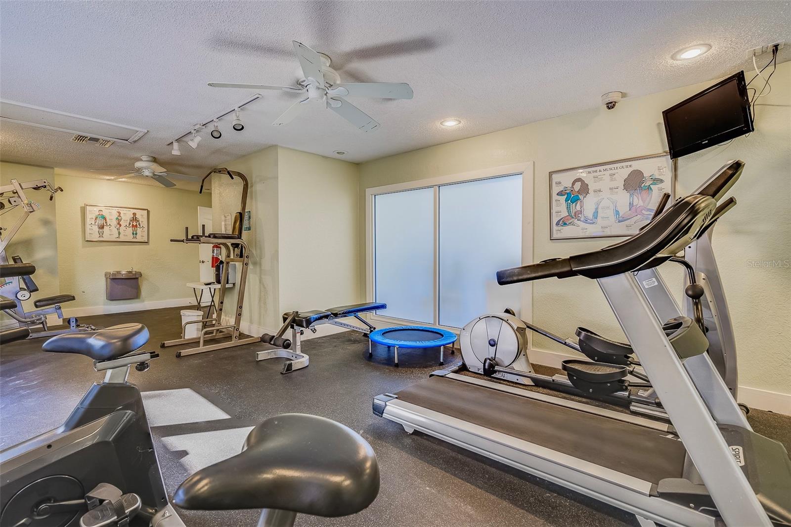 BELLA VISTA ON LAKE - Residential