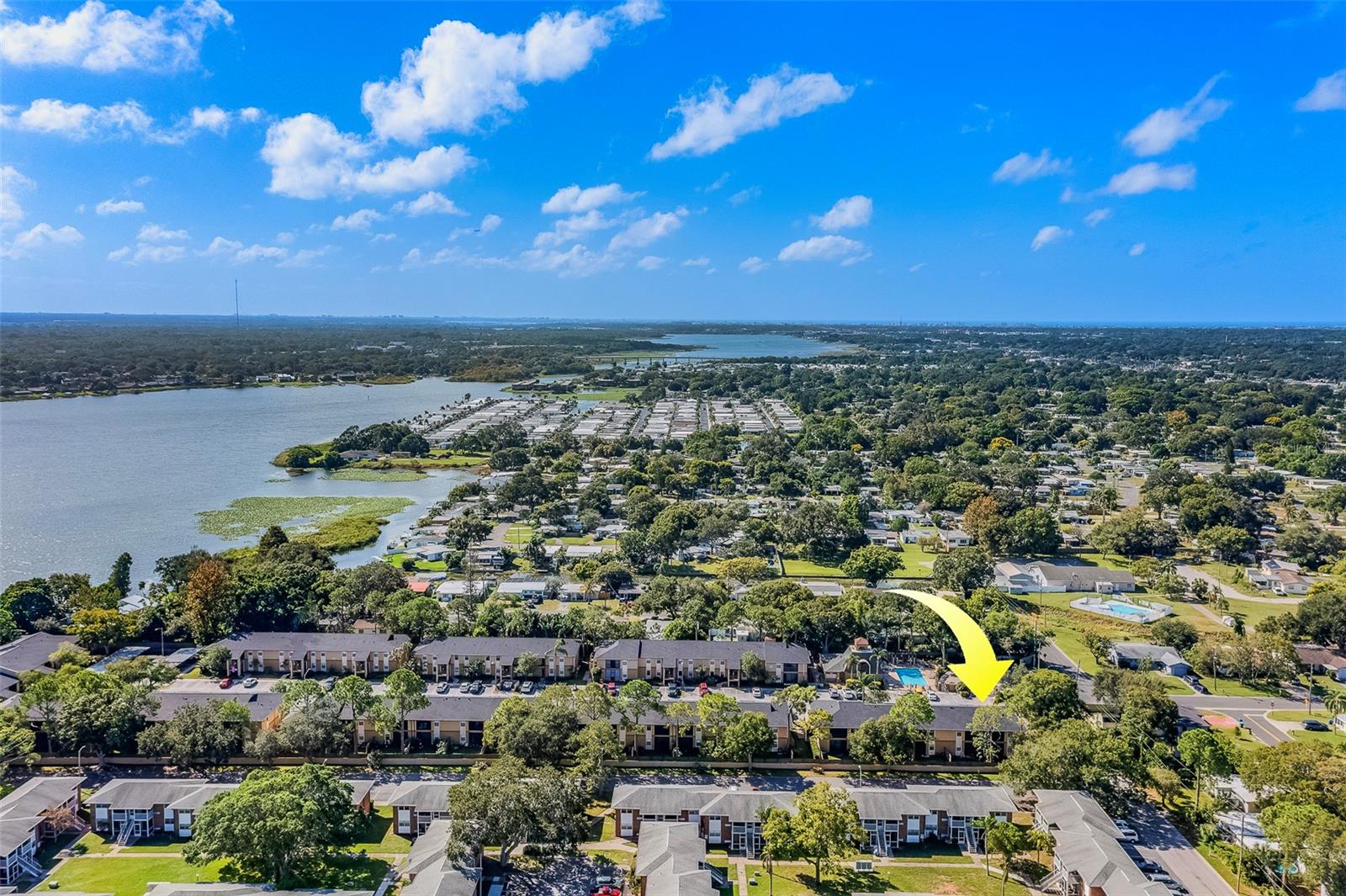 BELLA VISTA ON LAKE - Residential