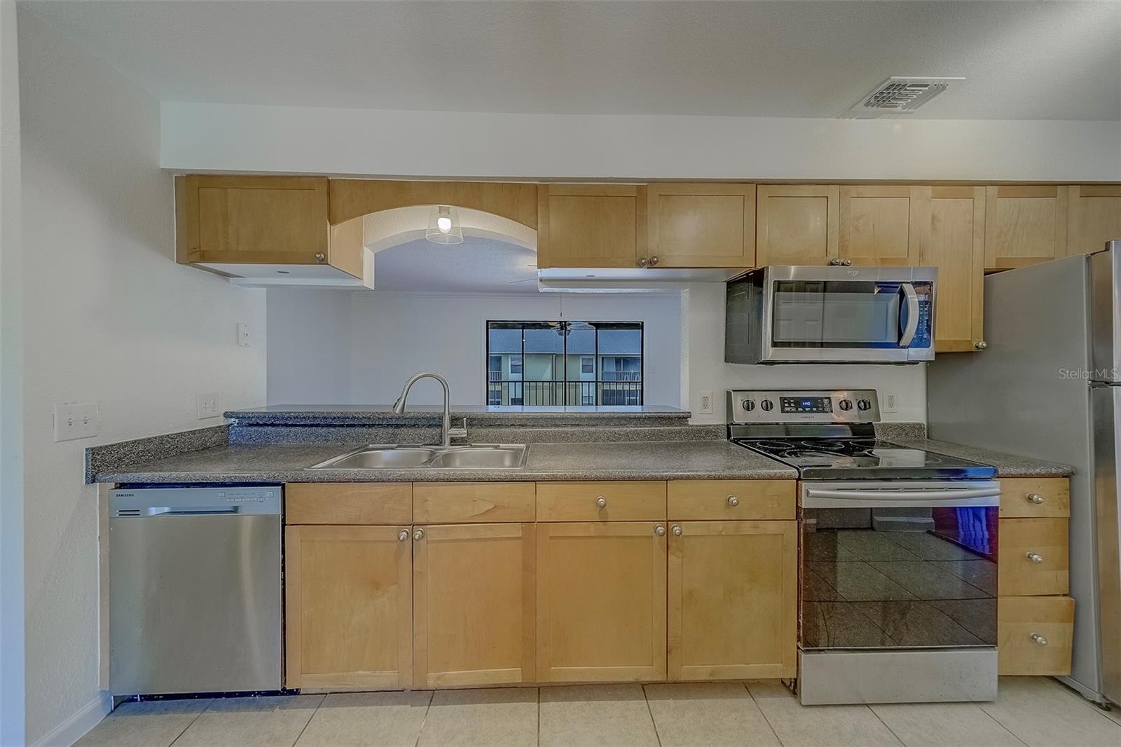 BELLA VISTA ON LAKE - Residential