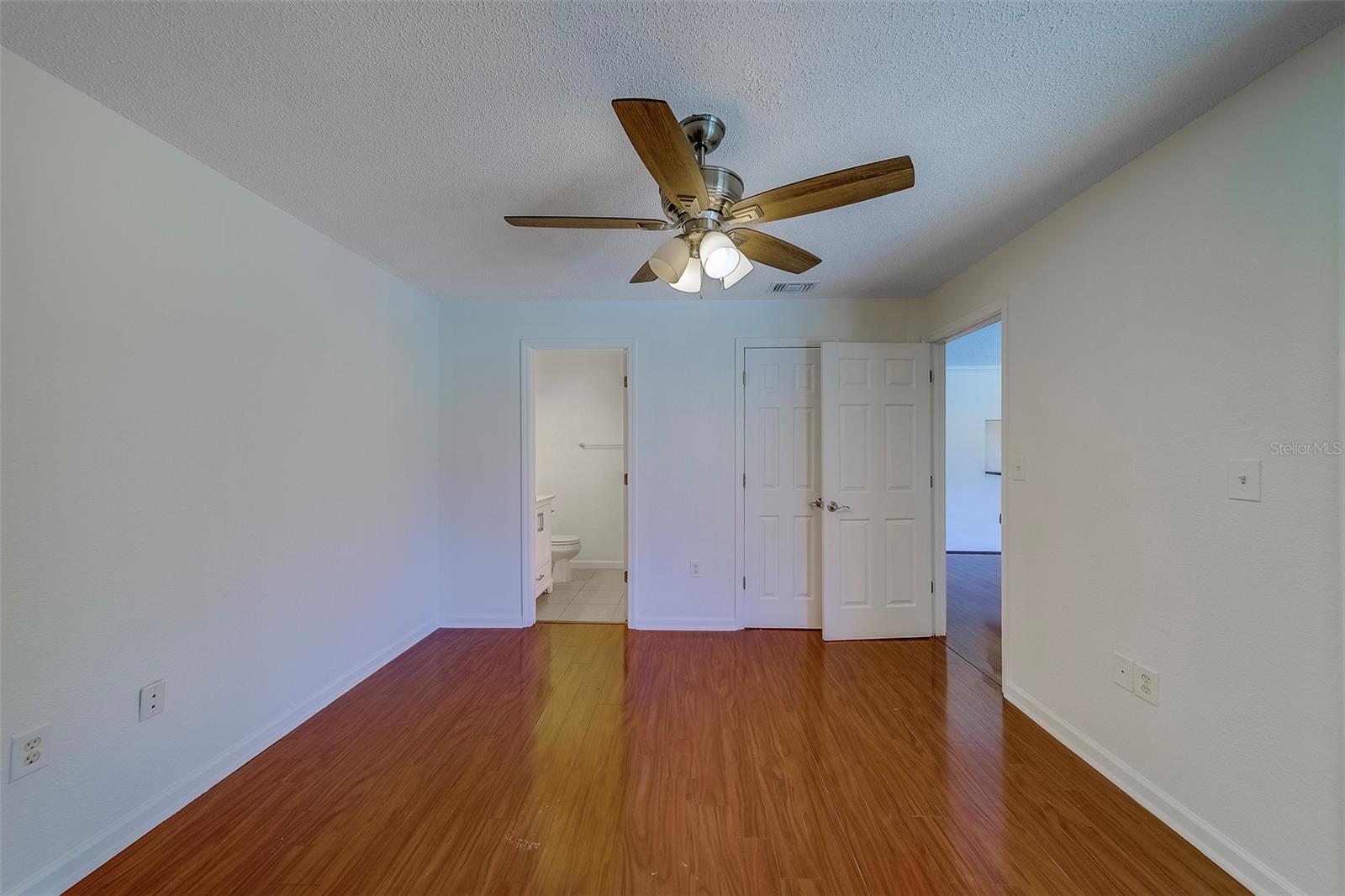 BELLA VISTA ON LAKE - Residential