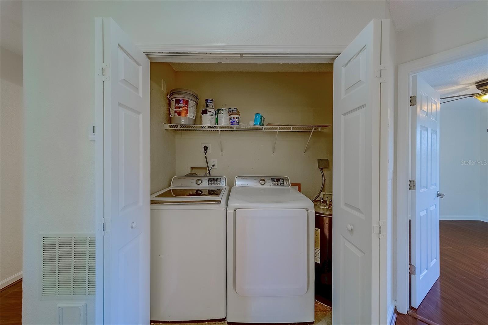 BELLA VISTA ON LAKE - Residential