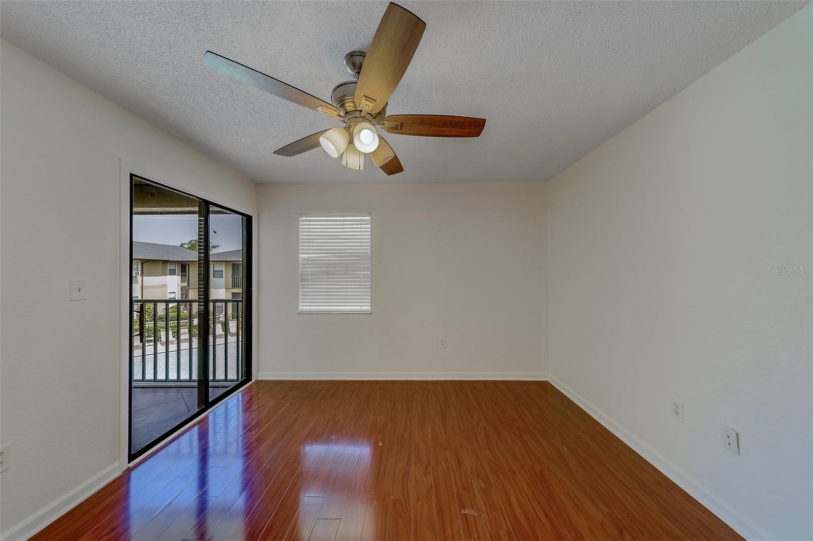 BELLA VISTA ON LAKE - Residential