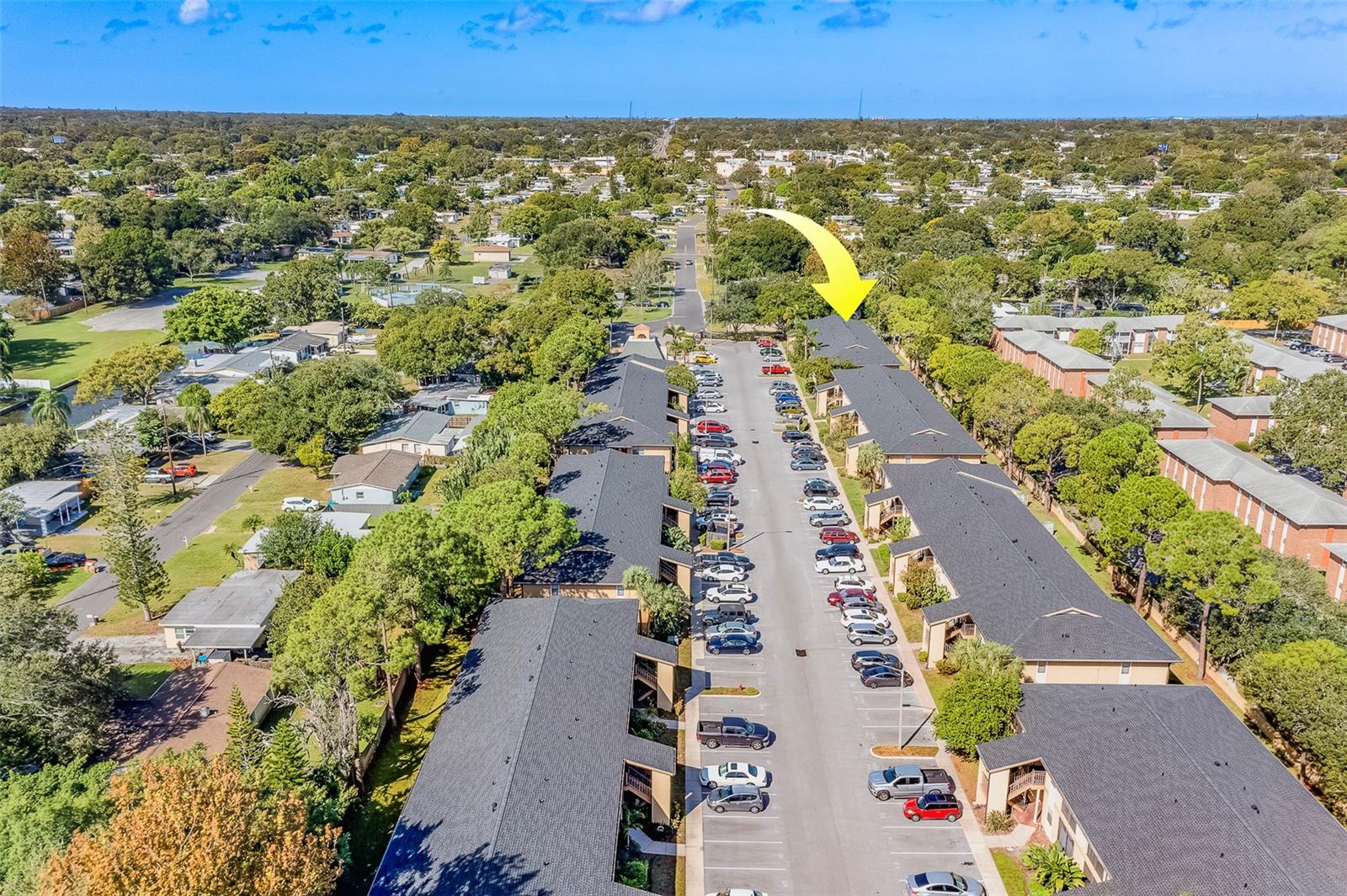 BELLA VISTA ON LAKE - Residential