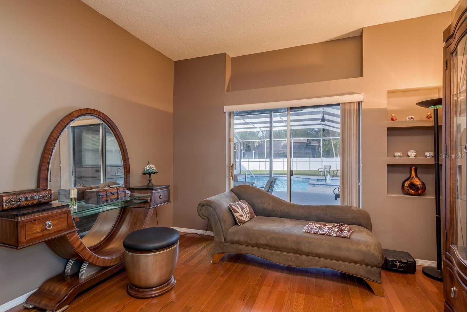 ENISWOOD UNIT II A - Residential