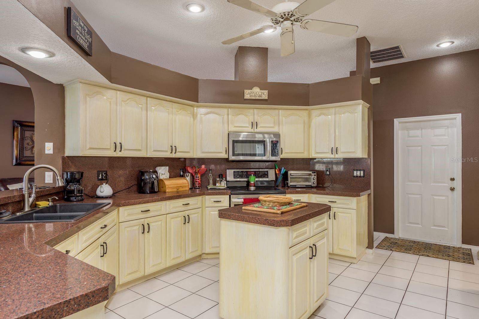 ENISWOOD UNIT II A - Residential