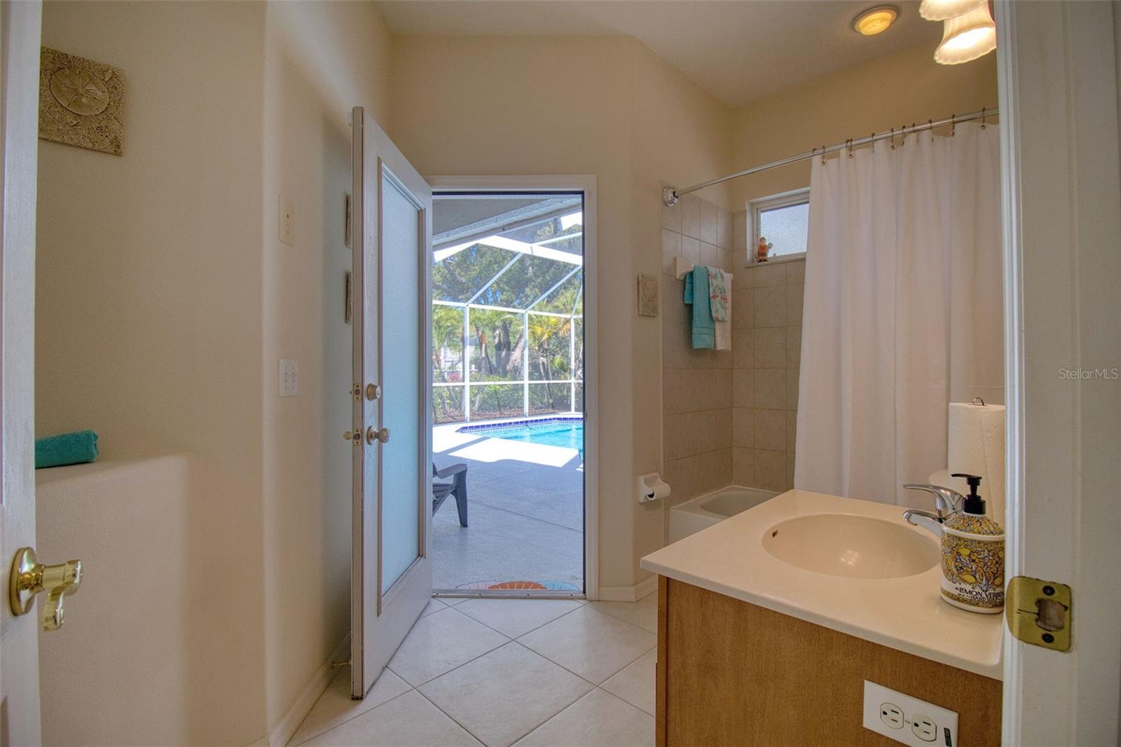 HIGHLAND WOODS SUB - Residential