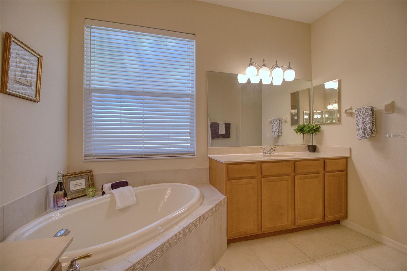 HIGHLAND WOODS SUB - Residential