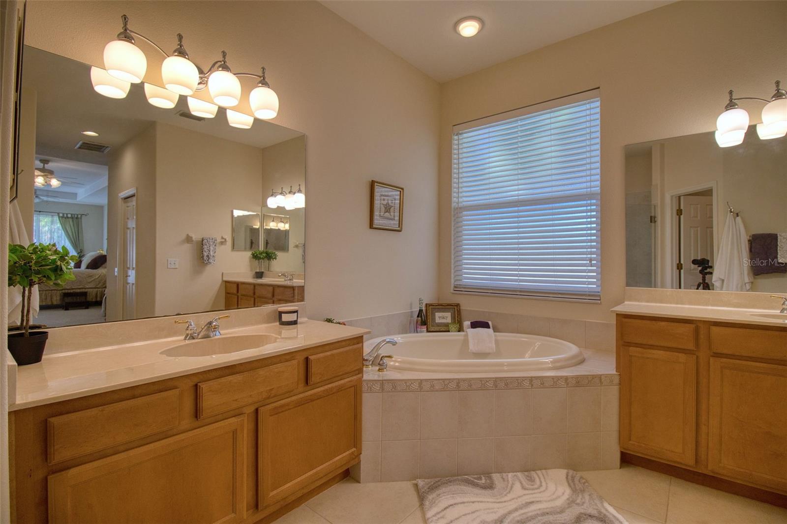 HIGHLAND WOODS SUB - Residential