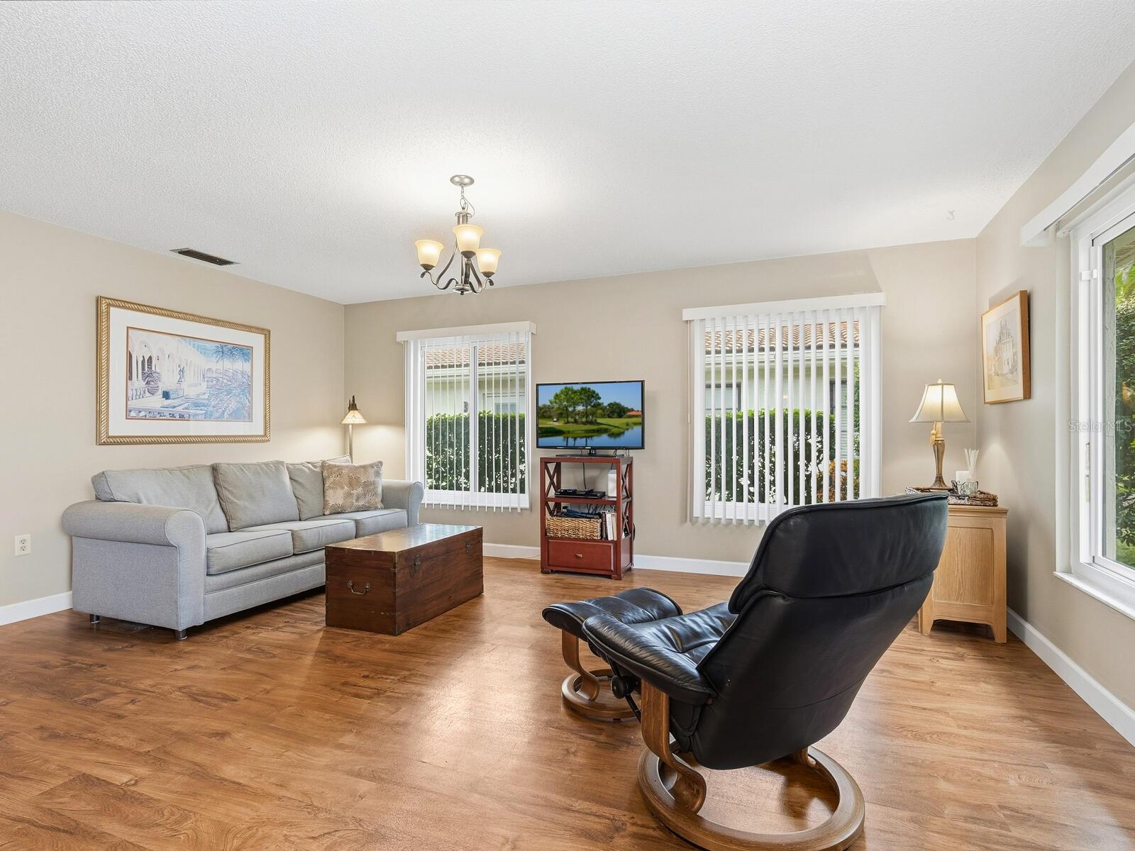 VIVIENDA AT THE MEADOWS - Residential