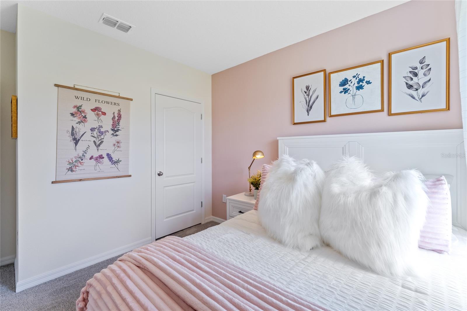 DELTONA LAKES UNIT 32 - Residential