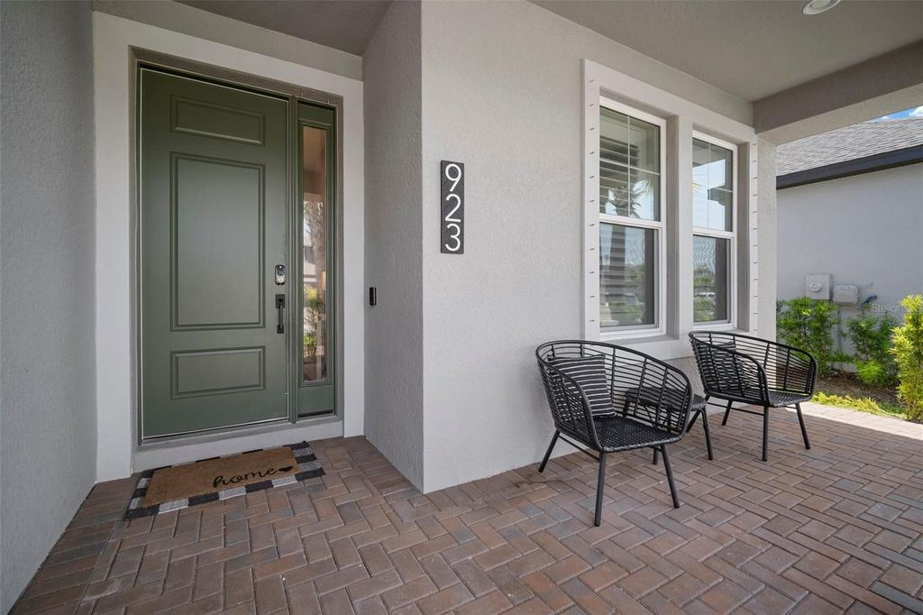Photo of 923 Whimbrel Run, Bradenton, FL 34212 (MLS # TB8384722)
