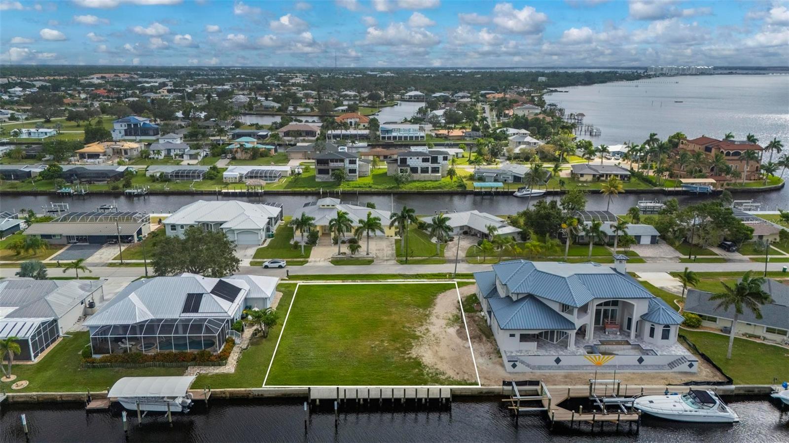 PORT CHARLOTTE SEC 040 - Land