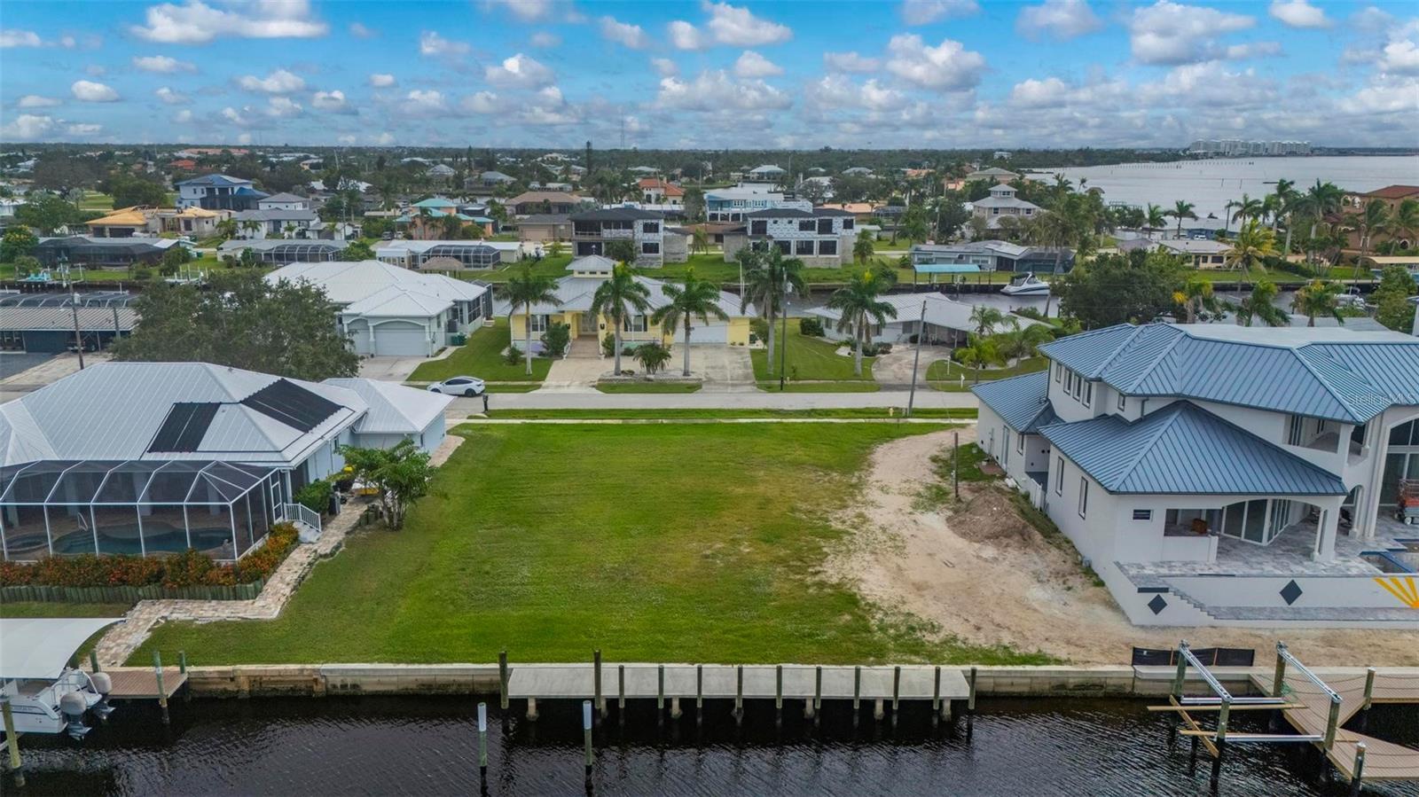 PORT CHARLOTTE SEC 040 - Land