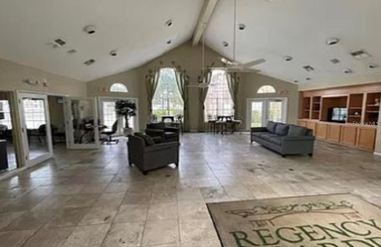 REGENCY GARDENS - Residential