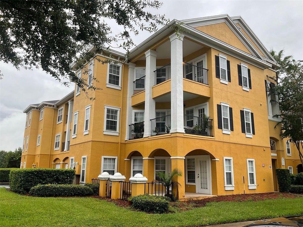 Photo of 3751 Conroy Road #2331, Orlando, FL 32839 (MLS # O6448233)