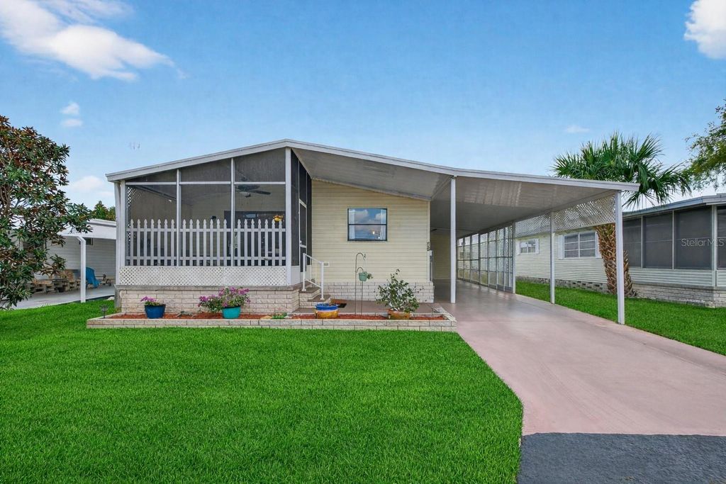 Photo of 7880 54th Avenue N #38, St Petersburg, FL 33709 (MLS # TB8477926)