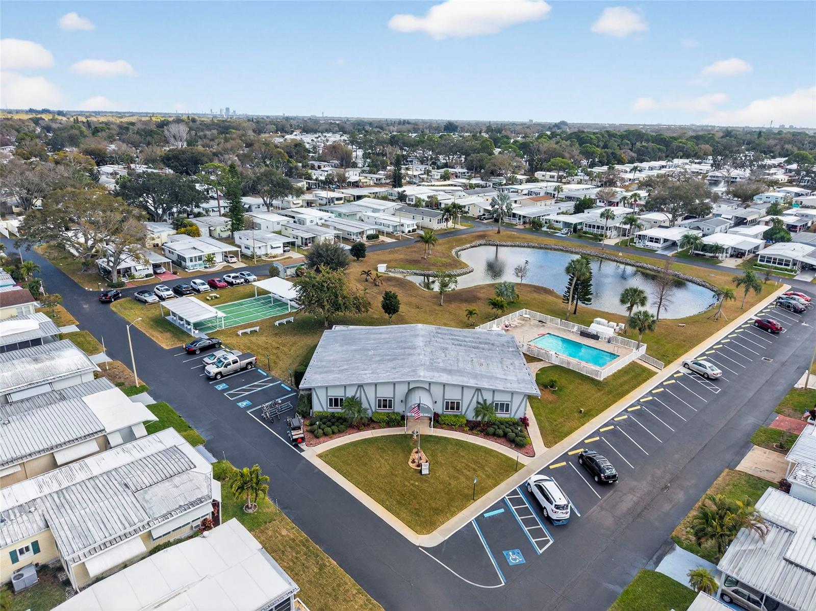 CLUB CHALET UNREC MHP - Residential