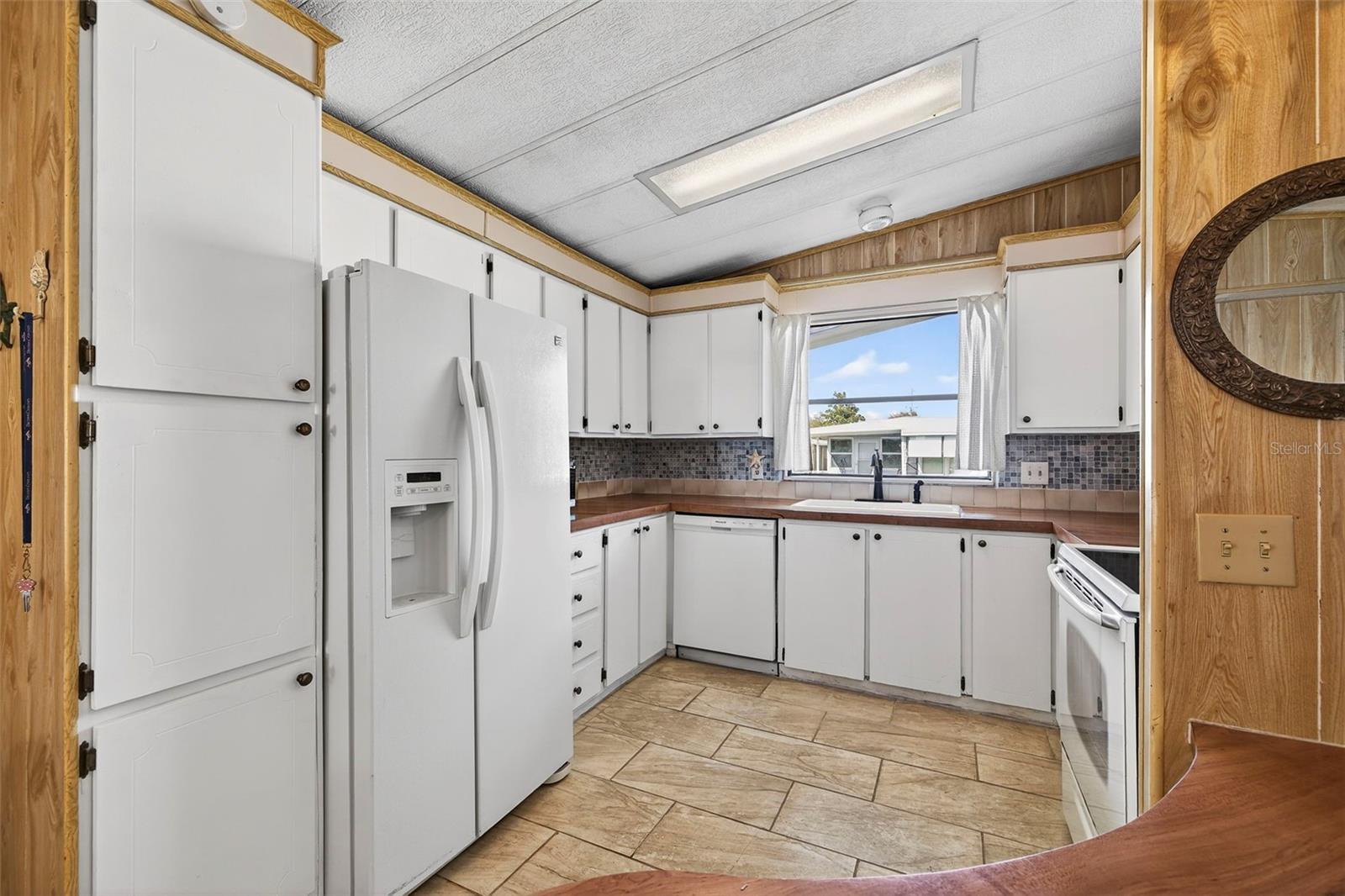 CLUB CHALET UNREC MHP - Residential