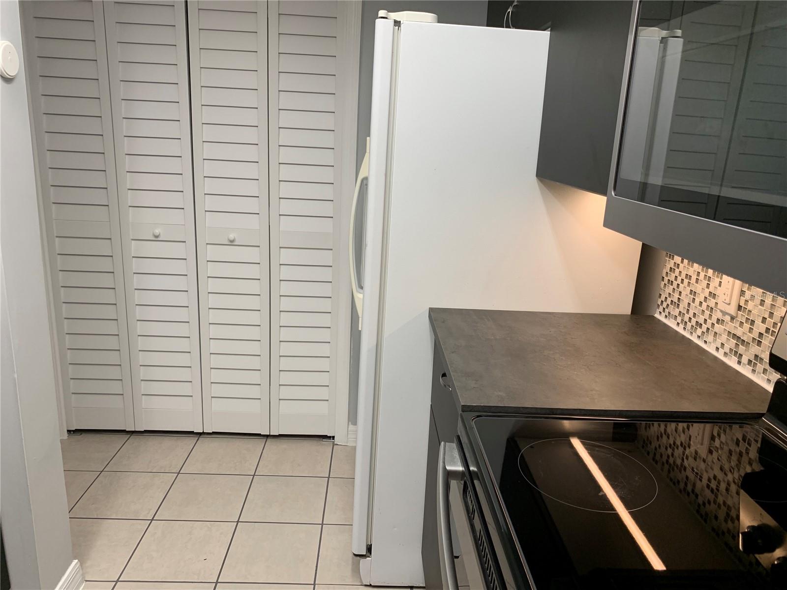 ROCKWOOD VILLAS - CONDO - Residential Lease