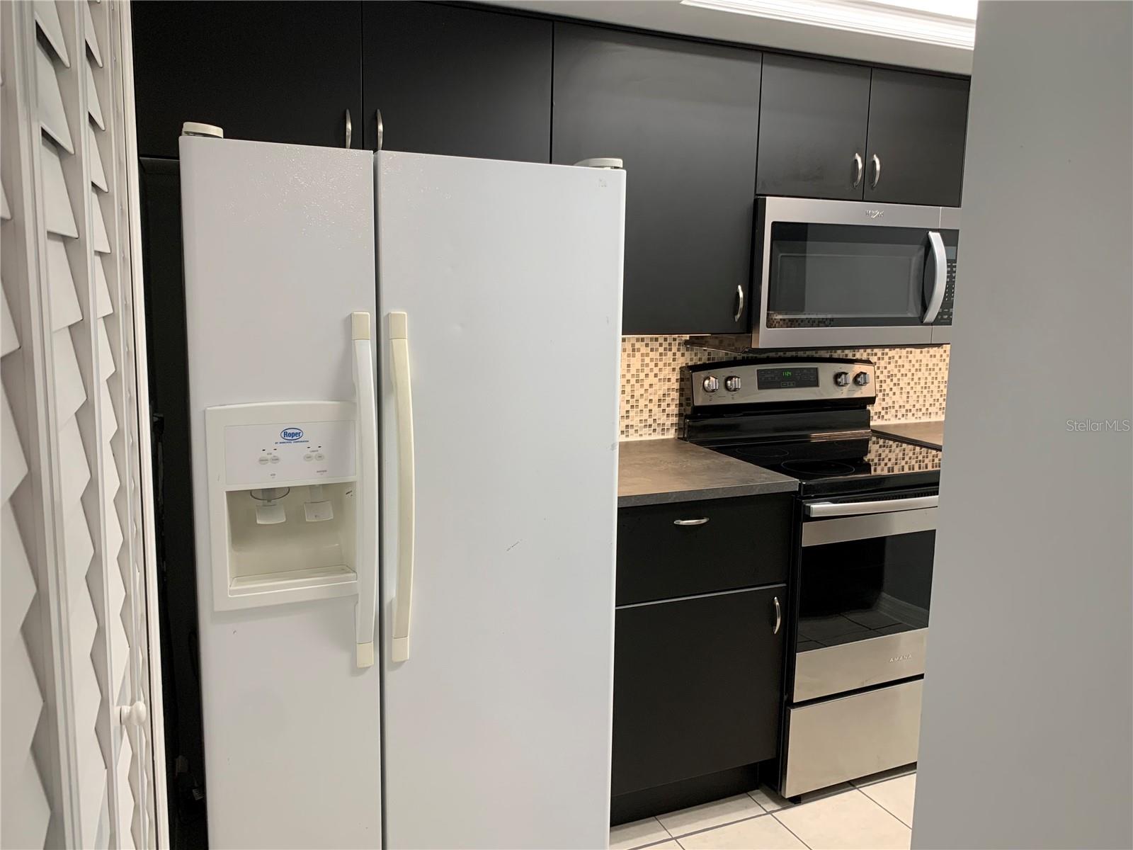ROCKWOOD VILLAS - CONDO - Residential Lease